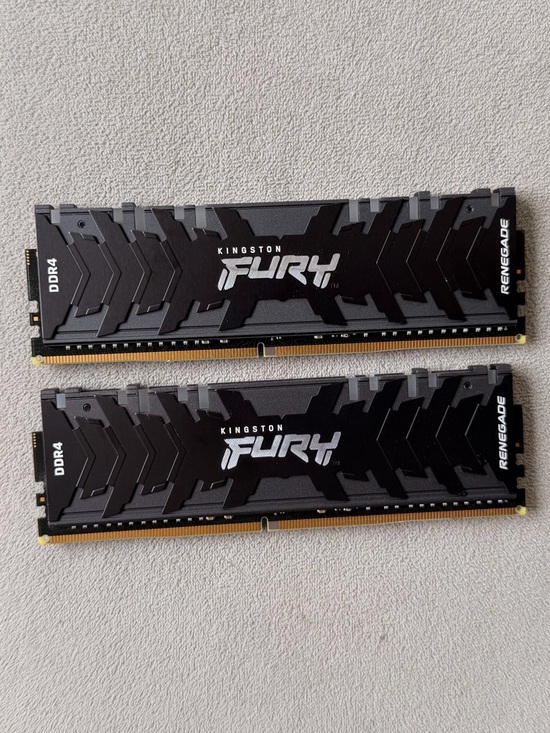 Kingston Other - Kingston FURY Renegade DDR4 RAM 64GB (2x32GB)